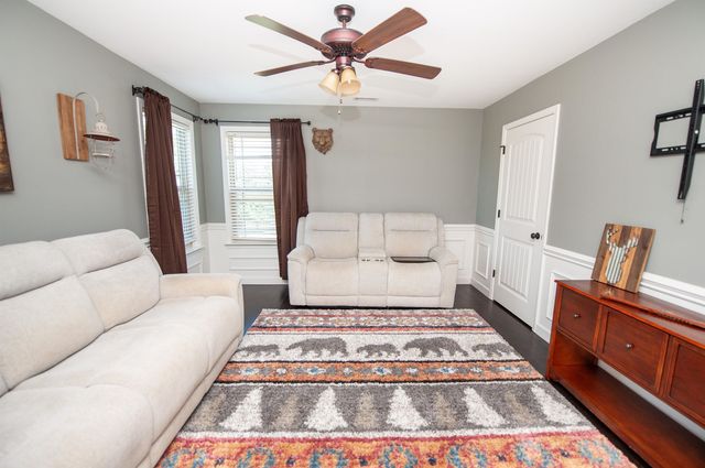 310 War Emblem Drive, Boiling Springs, SC 29316