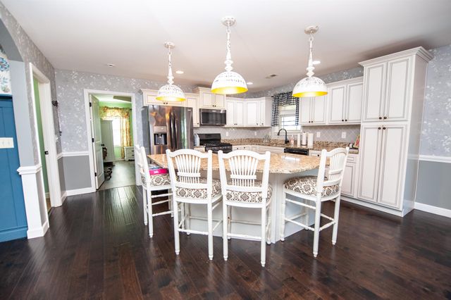 310 War Emblem Drive, Boiling Springs, SC 29316