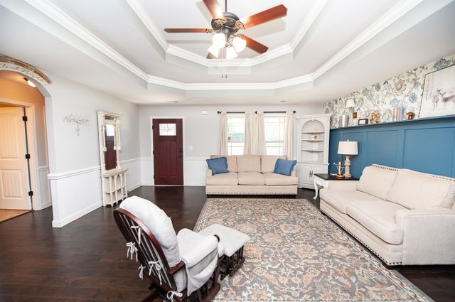 310 War Emblem Drive, Boiling Springs, SC 29316
