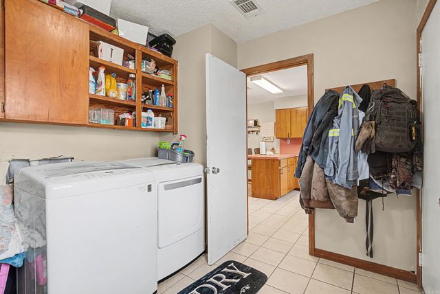 107 S West St., Letona, AR 72085