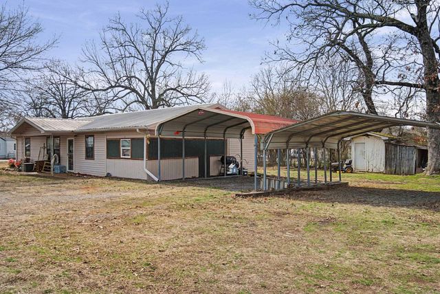 107 S West St., Letona, AR 72085