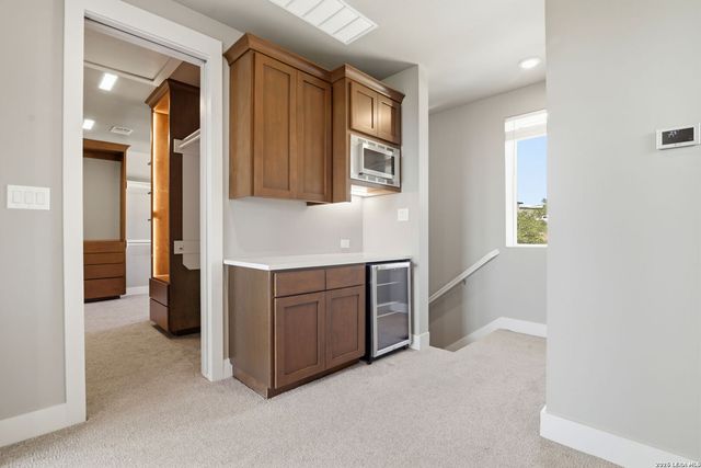 22817 Linwood Rdg, San Antonio, TX 78255