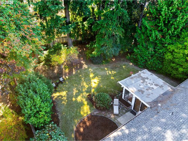 13236 Ne SHAVER St, Portland, OR 97230