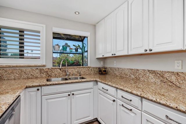 12290 Corte Sabio 3210, San Diego, CA 92128