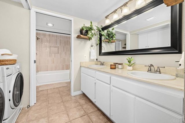 12290 Corte Sabio 3210, San Diego, CA 92128