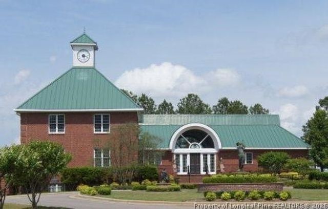 136 Leaning Pine Circle, Spring Lake, NC 28390