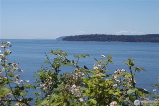 2828 Mission Beach Heights, Tulalip, WA 98271
