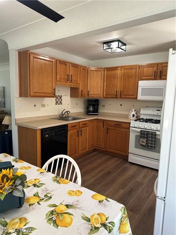 6463 Seminole Trail, Mentor, OH 44060