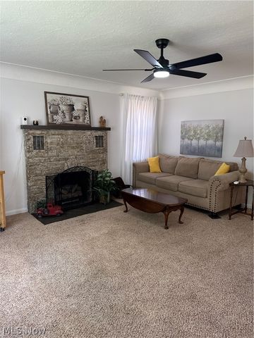 6463 Seminole Trail, Mentor, OH 44060