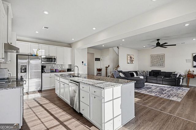 864 Maduro Way, Mcdonough, GA 30253