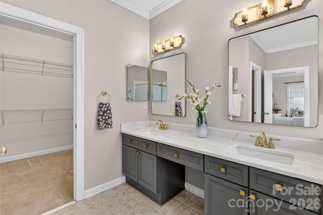 3400 Twelve Oaks Place, Charlotte, NC 28270