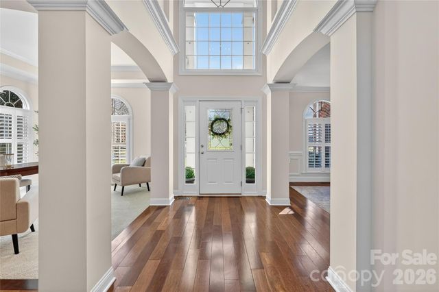 3400 Twelve Oaks Place, Charlotte, NC 28270