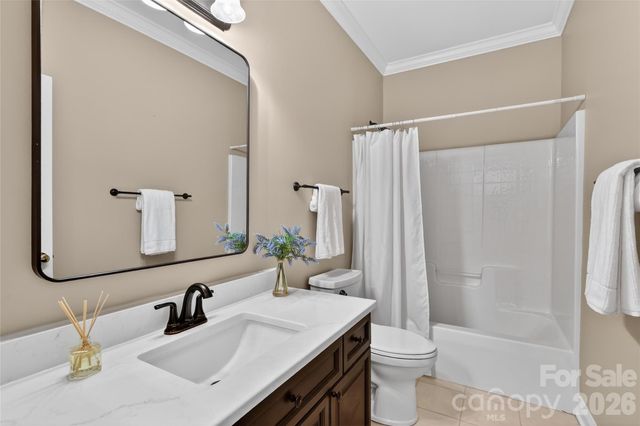 3400 Twelve Oaks Place, Charlotte, NC 28270