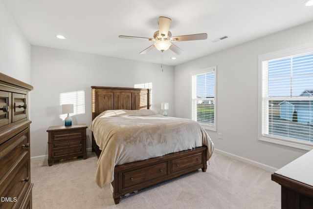 60 Robertson Stable Lane, Zebulon, NC 27597