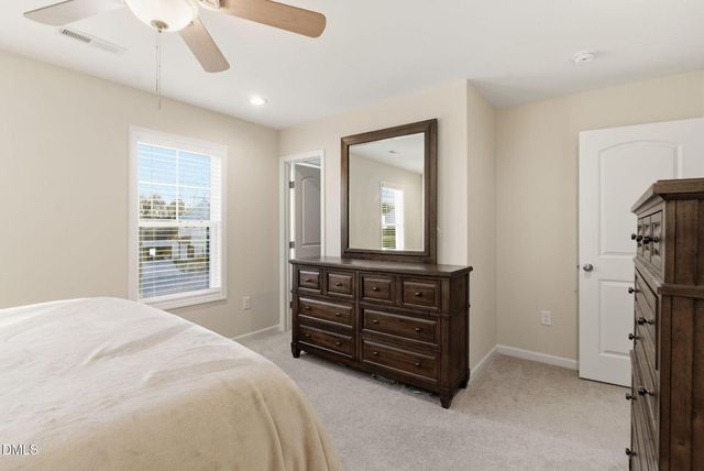 60 Robertson Stable Lane, Zebulon, NC 27597