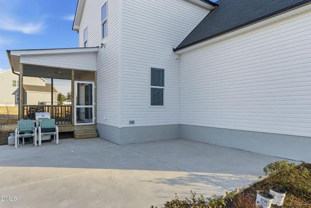 60 Robertson Stable Lane, Zebulon, NC 27597