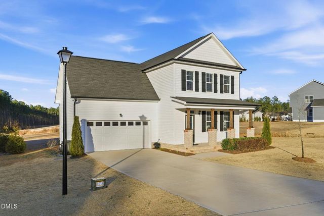 60 Robertson Stable Lane, Zebulon, NC 27597