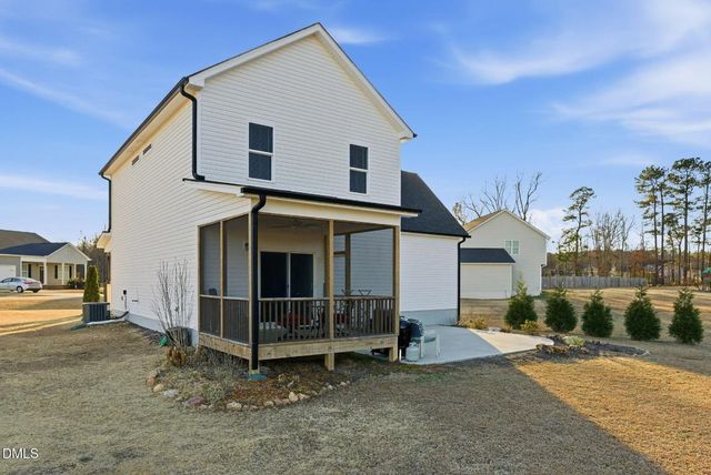 60 Robertson Stable Lane, Zebulon, NC 27597