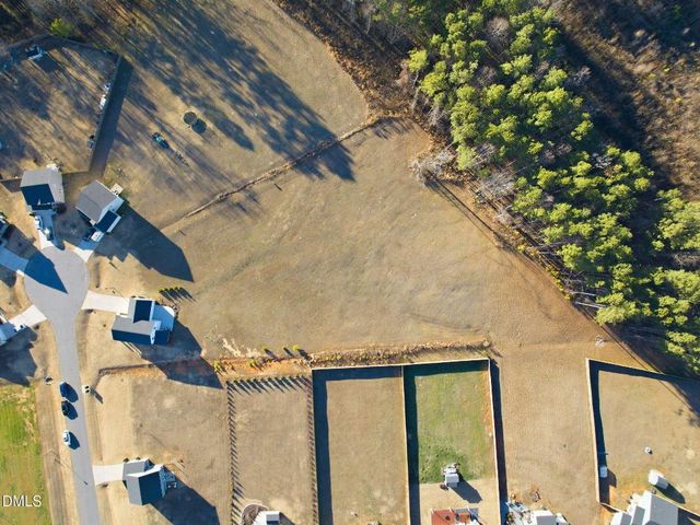 60 Robertson Stable Lane, Zebulon, NC 27597