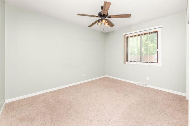 105 8th Avenue E, West Fargo, ND 58078