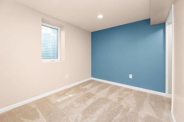 105 8th Avenue E, West Fargo, ND 58078