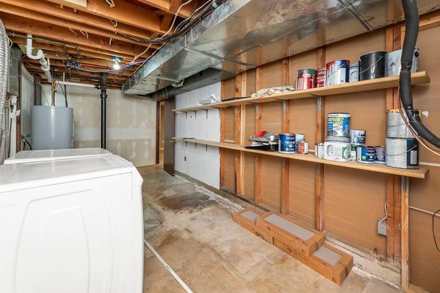 105 8th Avenue E, West Fargo, ND 58078