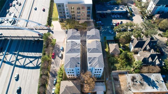4515 Graustark Street, Houston, TX 77006