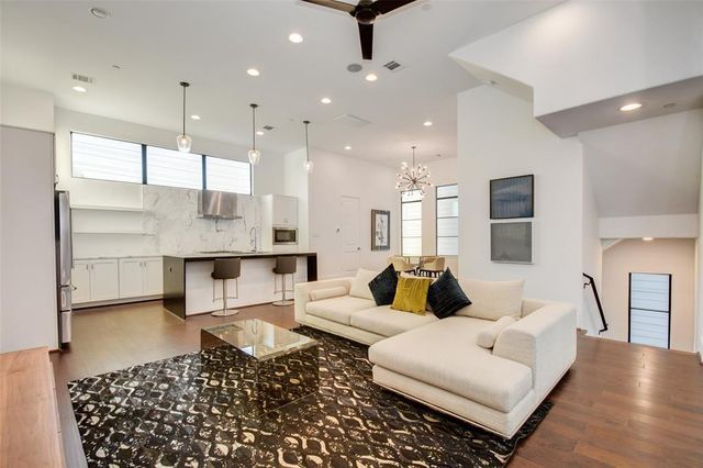 4515 Graustark Street, Houston, TX 77006