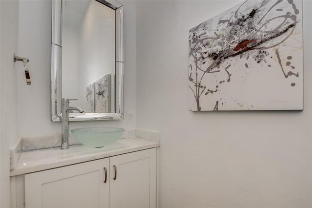 4515 Graustark Street, Houston, TX 77006