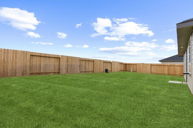 1009 Bluegill Drive, Alvin, TX 77511