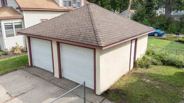 1001 26th Avenue NE, Minneapolis, MN 55418