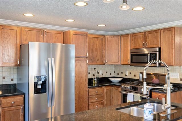 1001 26th Avenue NE, Minneapolis, MN 55418