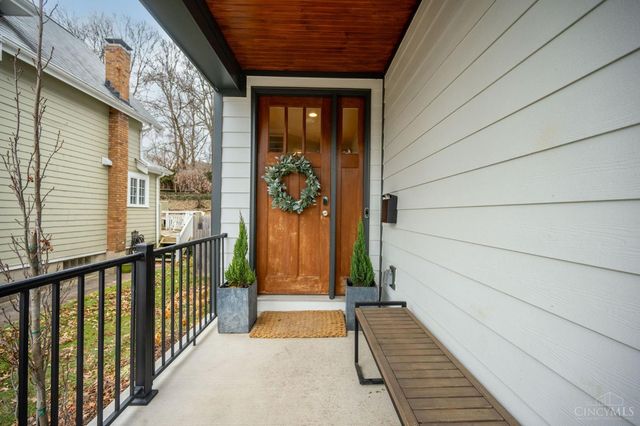 3443 Ault View Avenue, Cincinnati, OH 45208