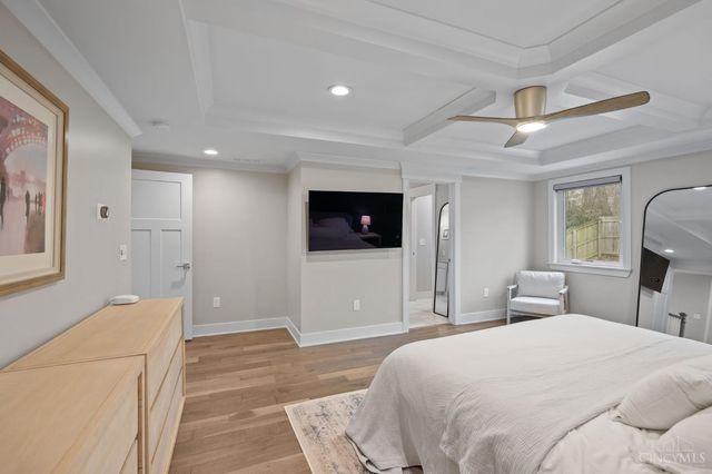 3443 Ault View Avenue, Cincinnati, OH 45208