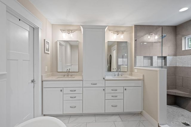 3443 Ault View Avenue, Cincinnati, OH 45208