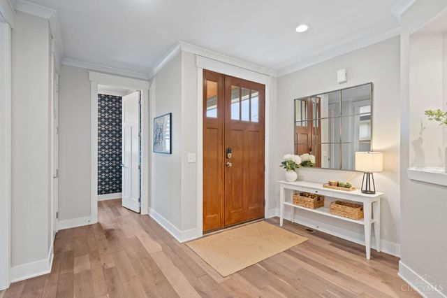 3443 Ault View Avenue, Cincinnati, OH 45208