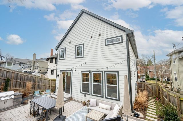 3443 Ault View Avenue, Cincinnati, OH 45208