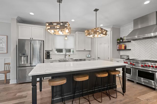 3443 Ault View Avenue, Cincinnati, OH 45208