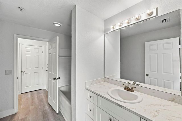 18001 RICHMOND PLACE DRIVE 136, Tampa, FL 33647