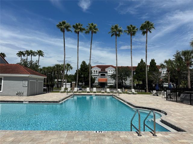 18001 RICHMOND PLACE DRIVE 136, Tampa, FL 33647