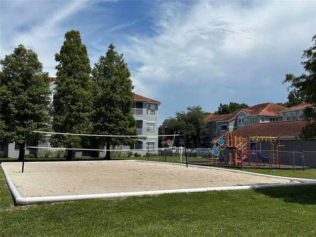 18001 RICHMOND PLACE DRIVE 136, Tampa, FL 33647