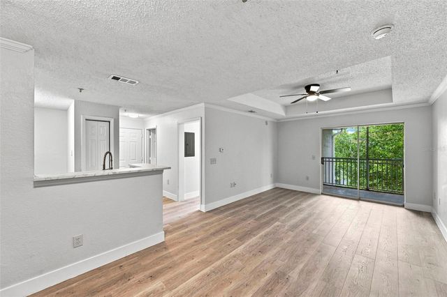 18001 RICHMOND PLACE DRIVE 136, Tampa, FL 33647