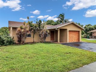 6605 NW 77th Street, Tamarac, FL 33321