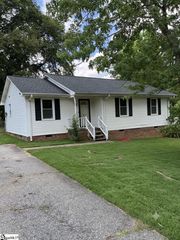 503 Garrett Street, Fountain Inn, SC 29644
