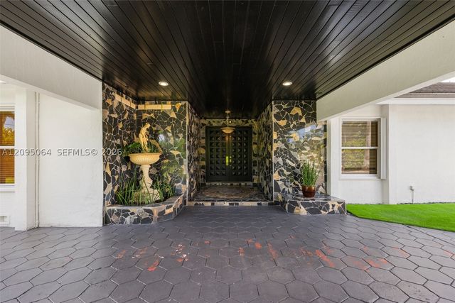 11000 SW 32nd St, Miami, FL 33165