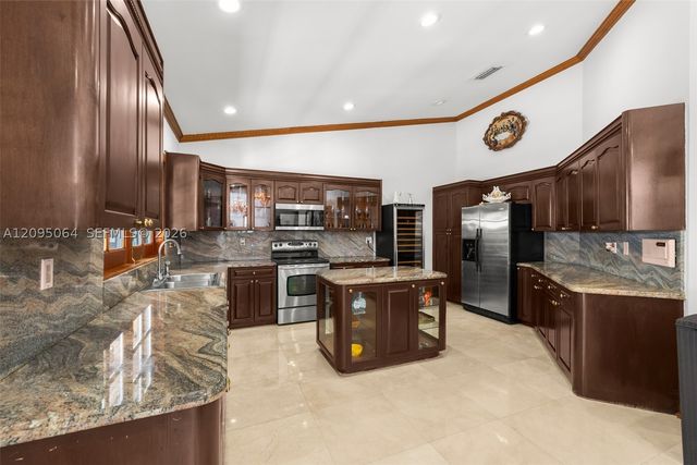 11000 SW 32nd St, Miami, FL 33165