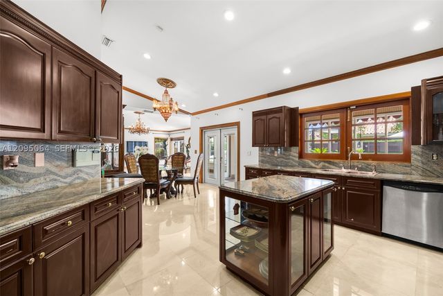 11000 SW 32nd St, Miami, FL 33165