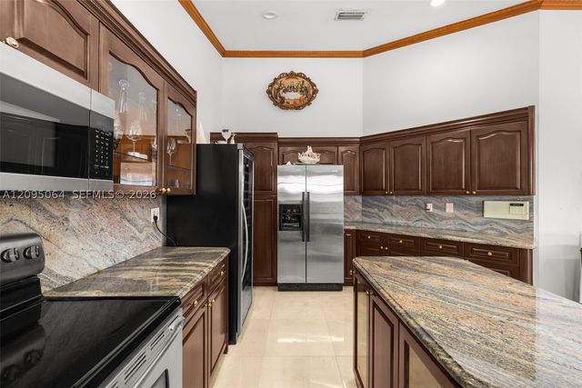 11000 SW 32nd St, Miami, FL 33165