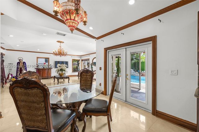 11000 SW 32nd St, Miami, FL 33165