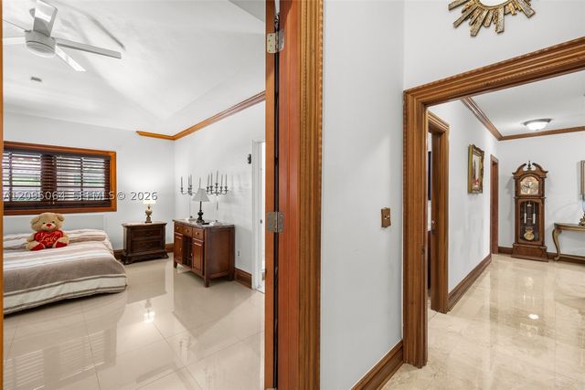 11000 SW 32nd St, Miami, FL 33165